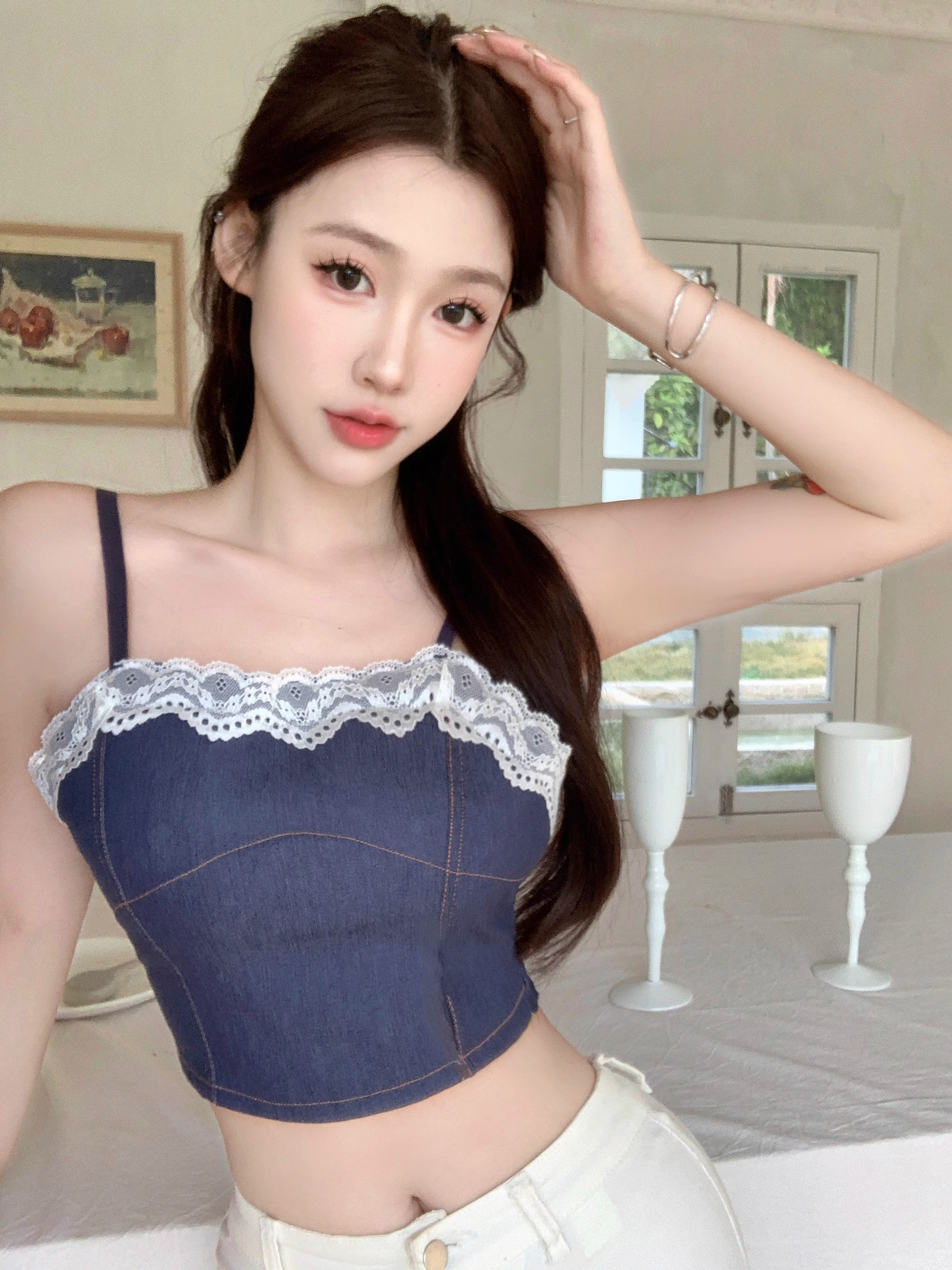 天貓質量拼接蕾絲花邊牛仔吊帶背心辣妹裹胸內衣防走光帶胸墊