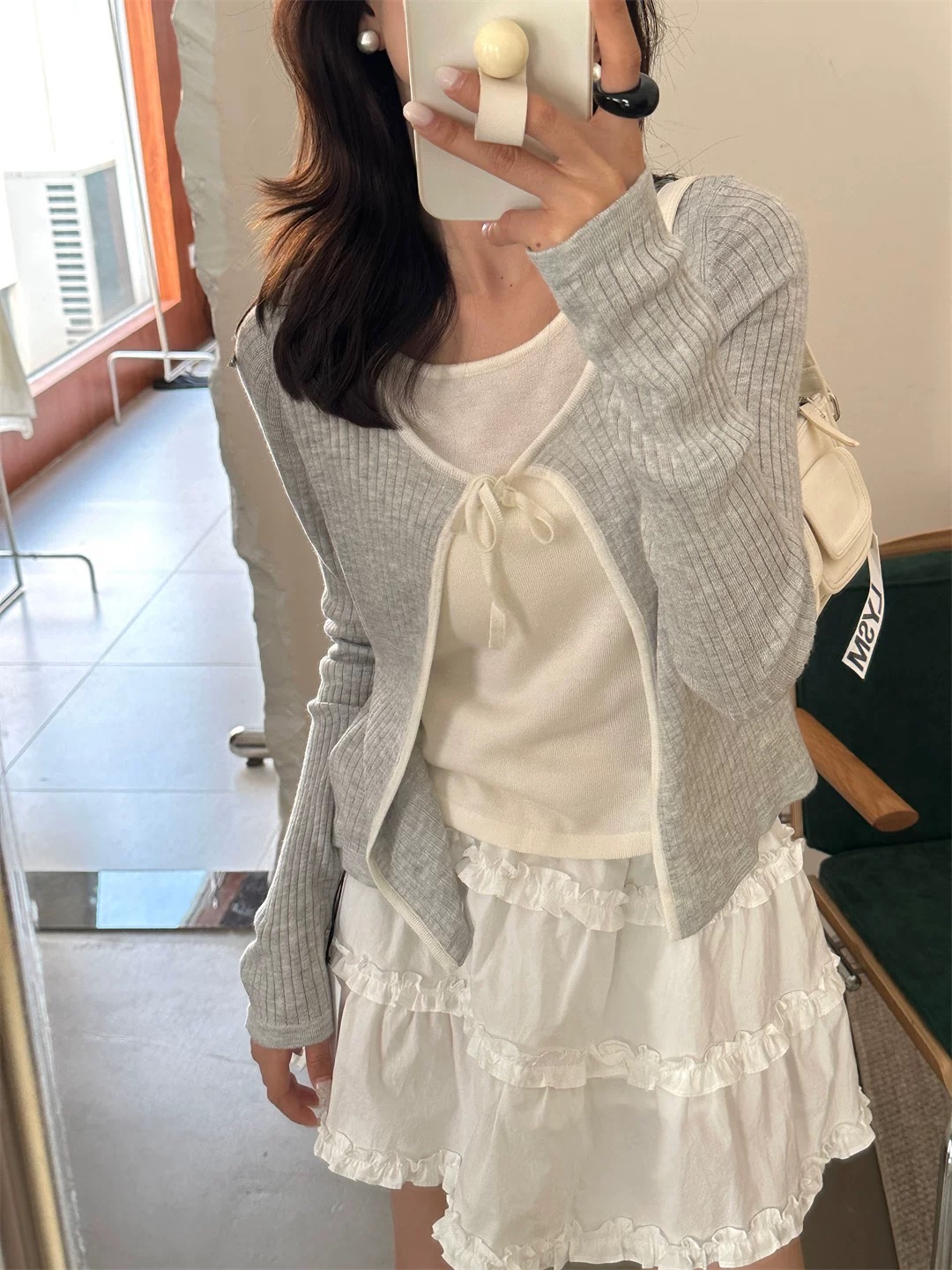 Korean design gentle suit for women's fake two-piece cardigan knitted sweater