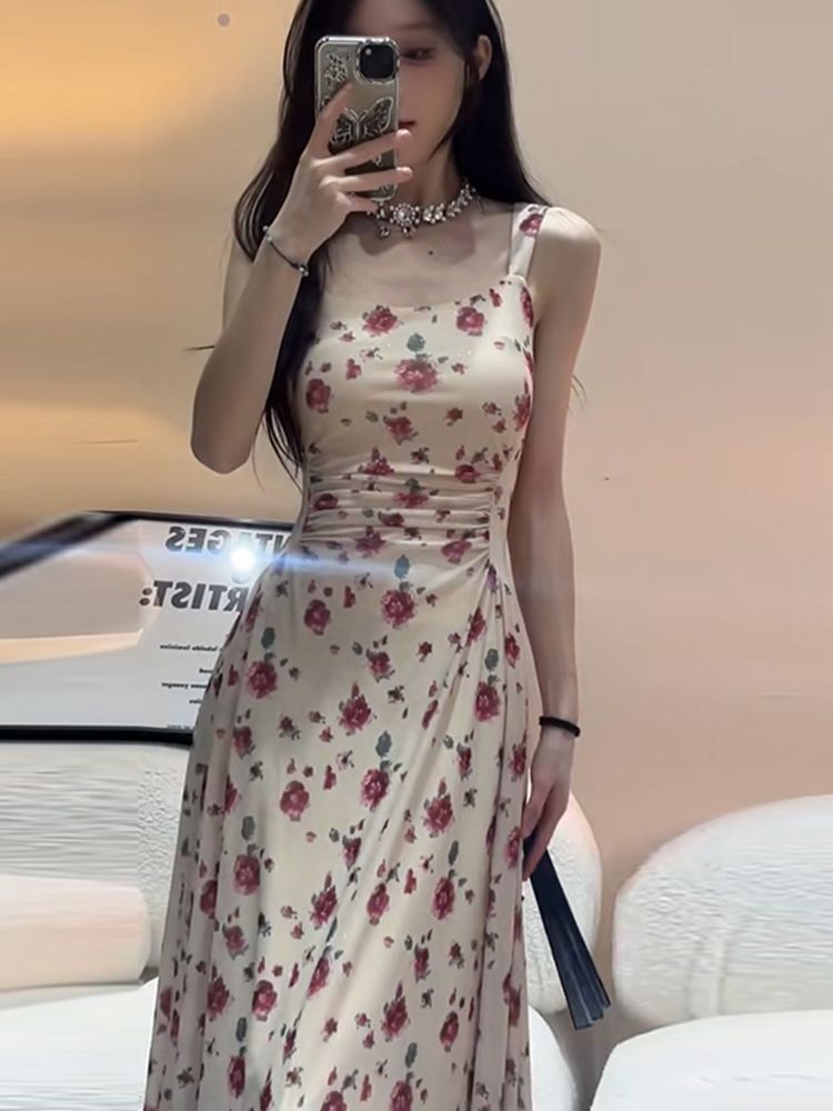 絕美吊帶碎花連衣裙子女夏季新款休簡單大方小眾設計師背心長裙