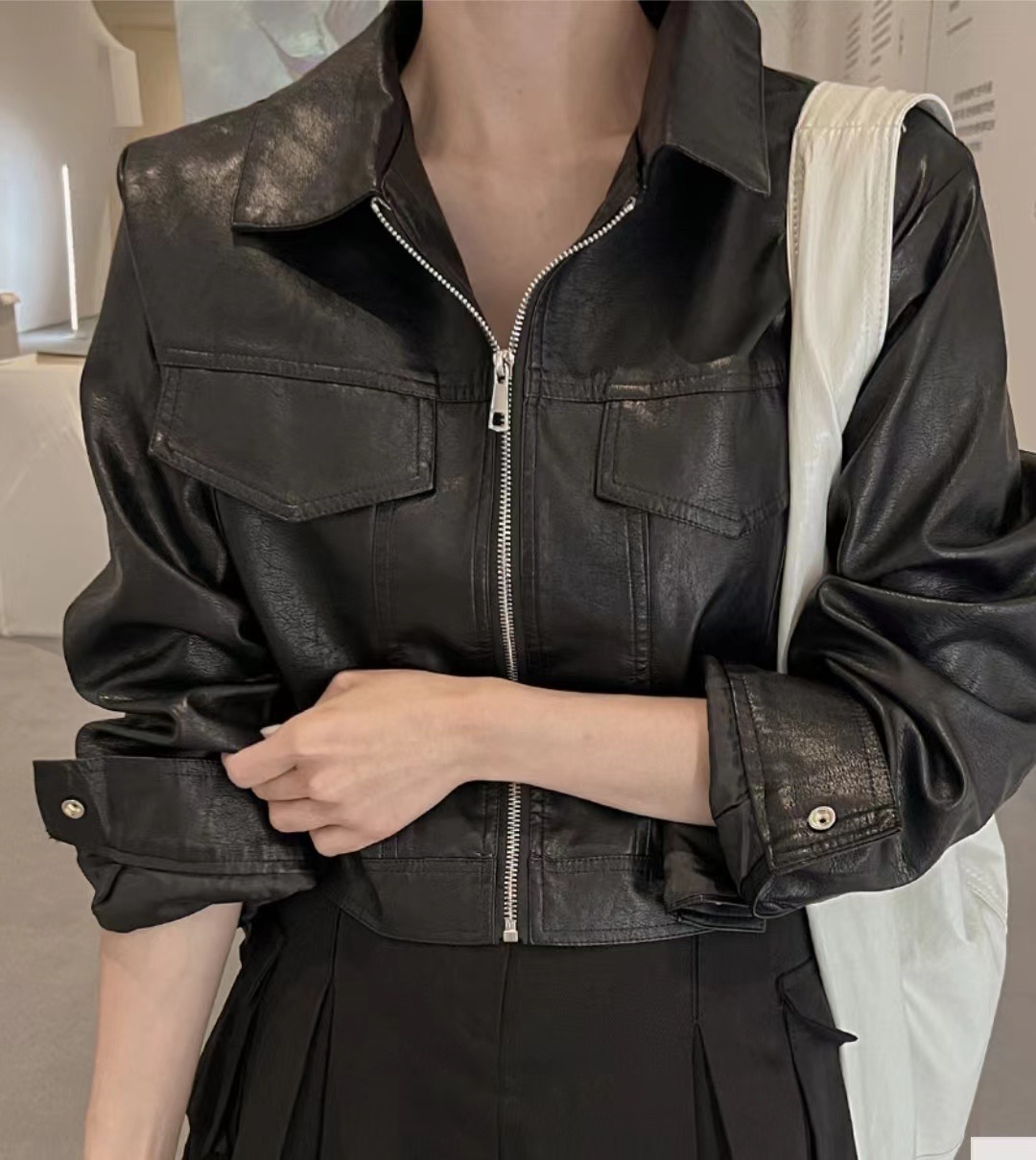 chic時尚簡約帥氣復古pu夾克外套女