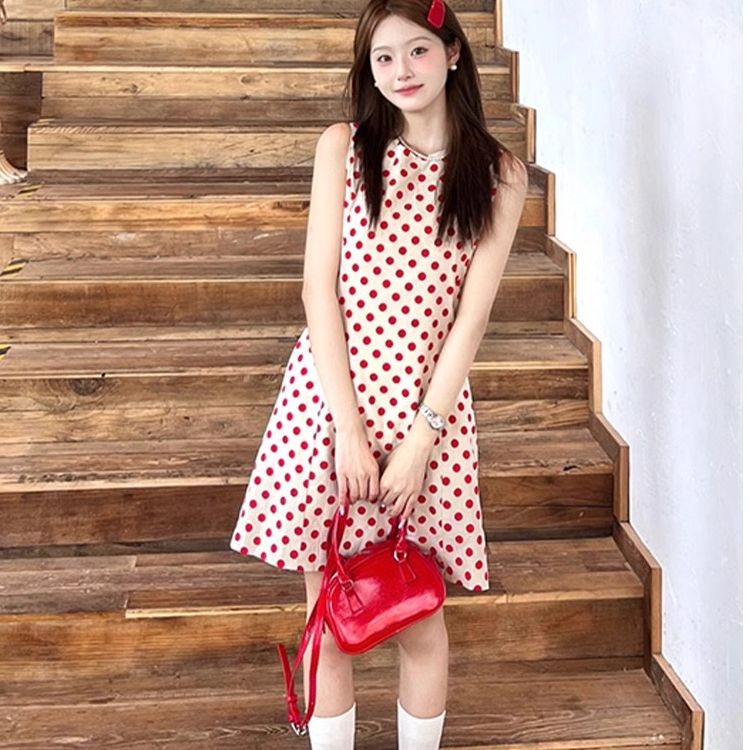 法式復古粉色波點連衣裙女夏2025新款小個子收腰顯瘦無袖背心裙子