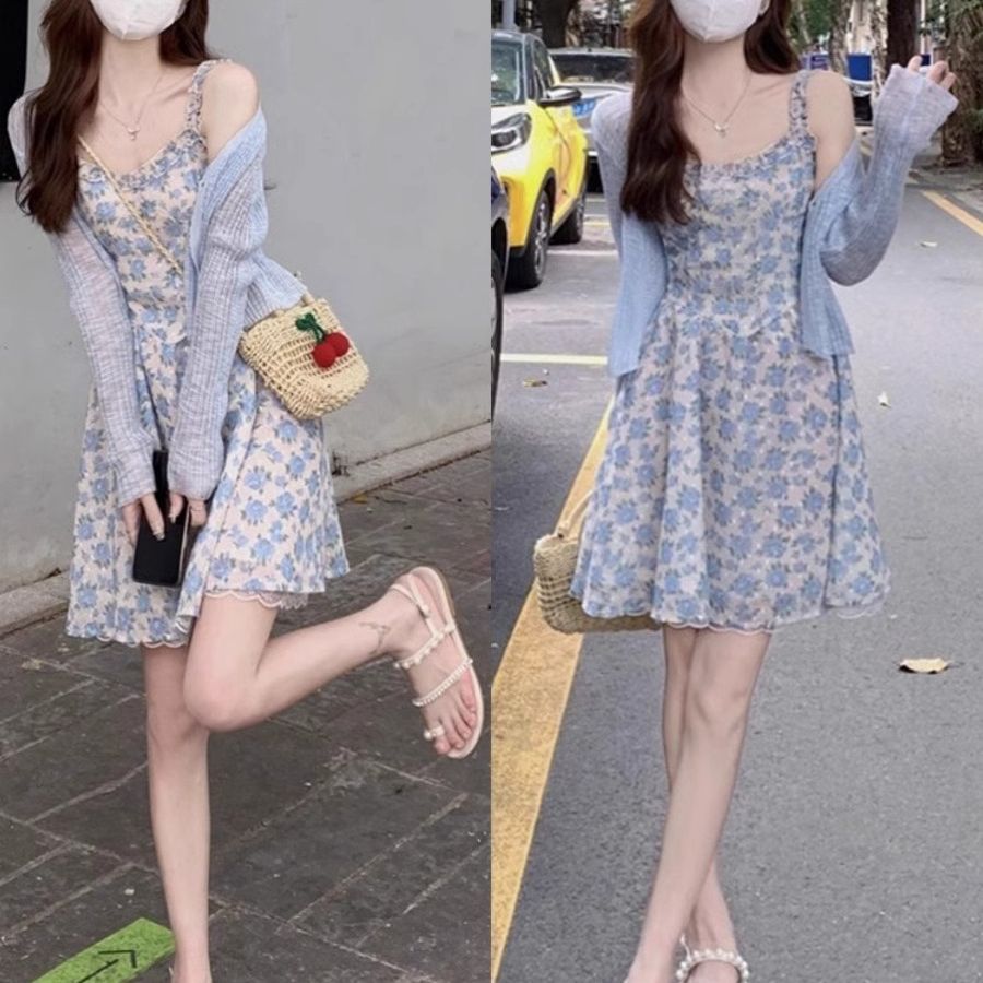 2025新款茶歇法式鹽系高級感奶系穿搭絕美小個子碎花吊帶連衣裙潮