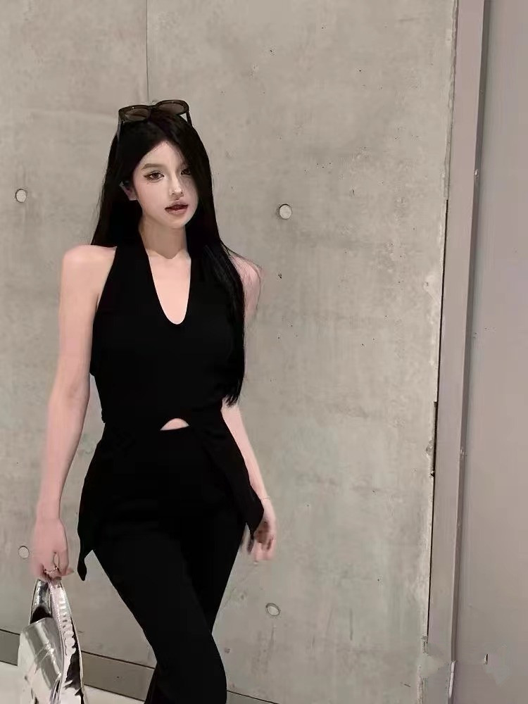 Hot girls' pure sexy V-neck halter neck slit long top