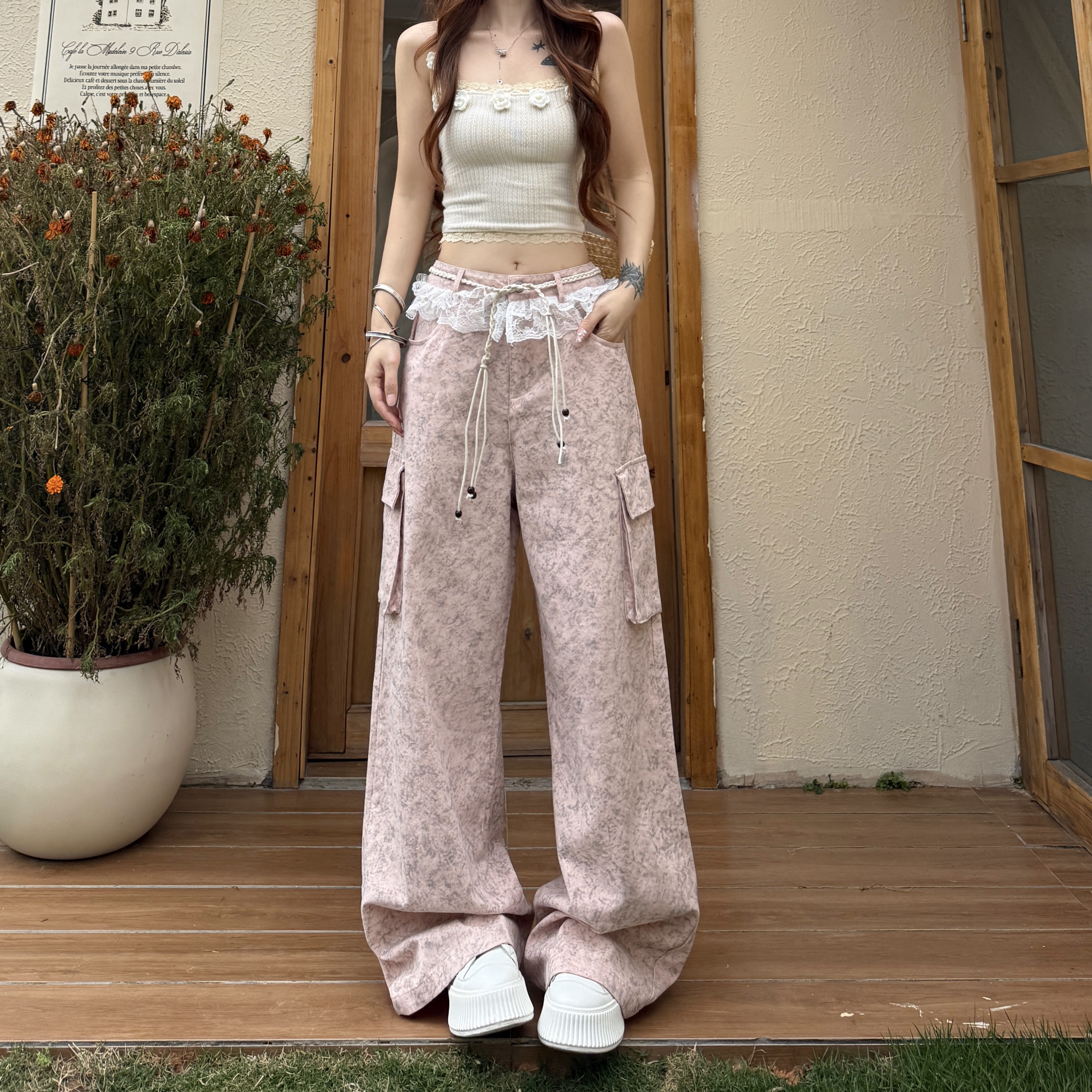 實拍設計感印花蕾絲拼接休閒工裝褲女夏韓系甜酷高腰直筒闊腿褲子