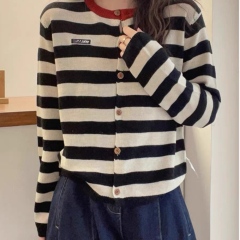 早秋紅色條紋針織開衫女春秋外套新款慵懶風氛圍感上衣