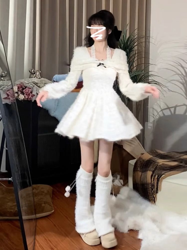 白色法式蕾絲掛脖連衣裙子女早春季2025新款高級感小個子蓬蓬短裙