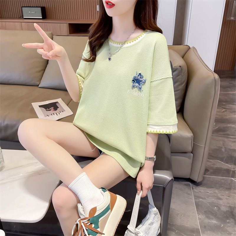 First shot of waffle contrasting colors in summer after-collar denim embroidered short-sleeved T-shirt women's top trendy