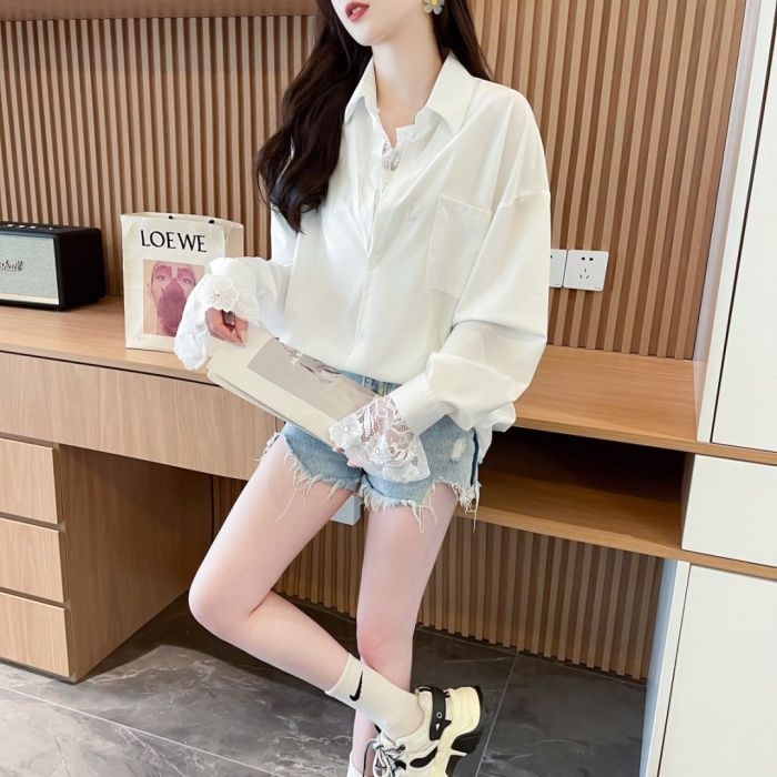 Real photo Korean spliced ​​lace collar long-sleeved shirt new spring loose mid-length chic cardigan top