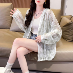 Women's trendy sun protection hooded jacket with new Chinese-style print made of nano ice silk, first release for real photos.