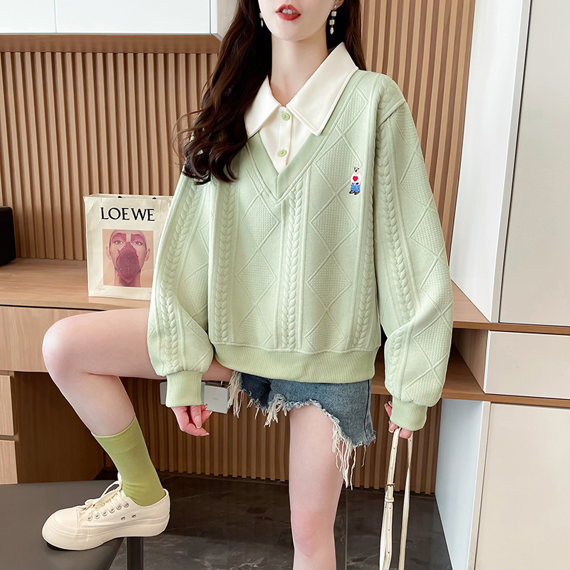 First real-time jacquard 100 polyester autumn and winter new jacquard versatile OP neck loose sweatshirt for women