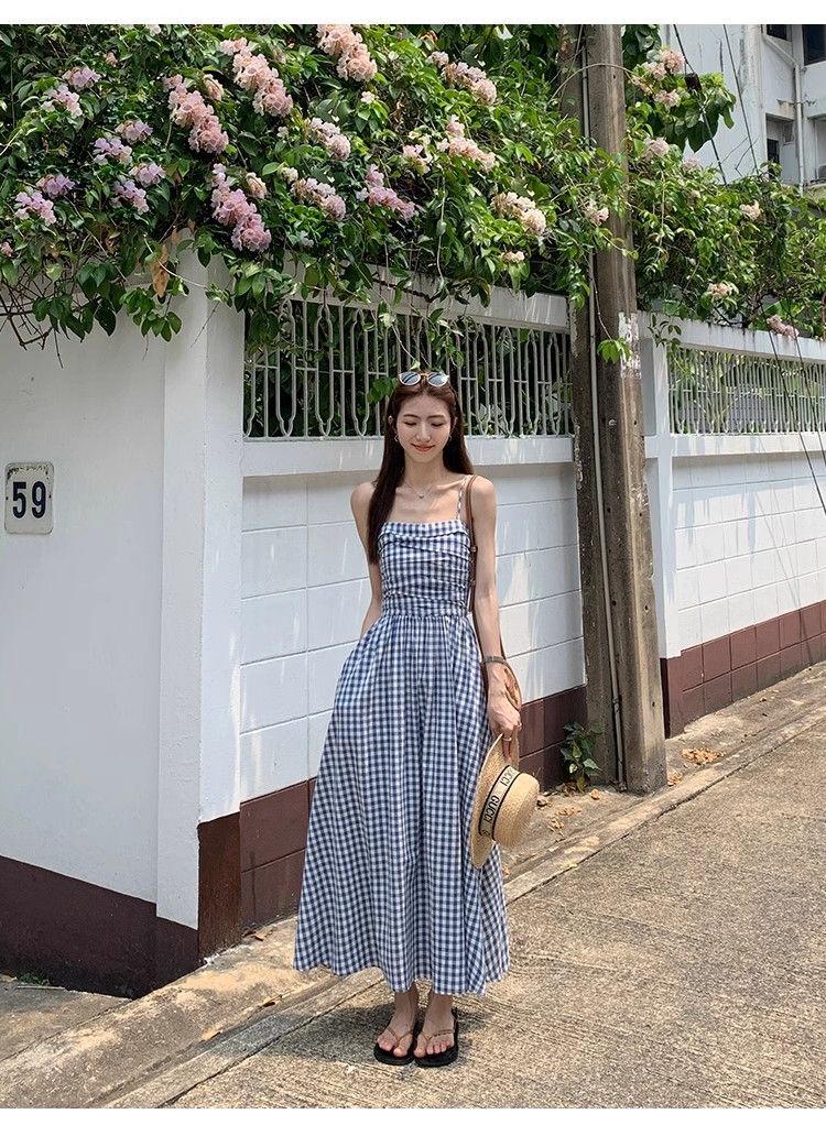 格子抹胸裙一字肩連衣裙女夏季法式氣質設計感收腰海邊度假長裙子