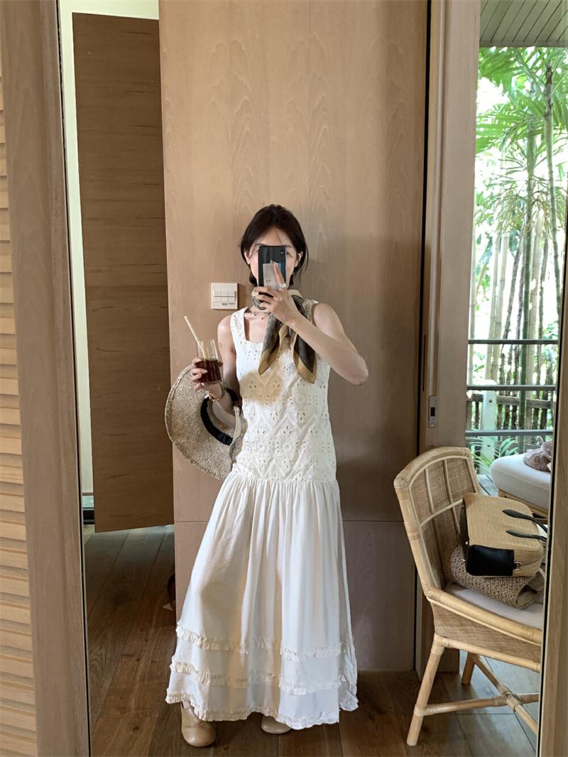 復古提花背心連衣裙女2025春上新吊帶度假過膝長裙