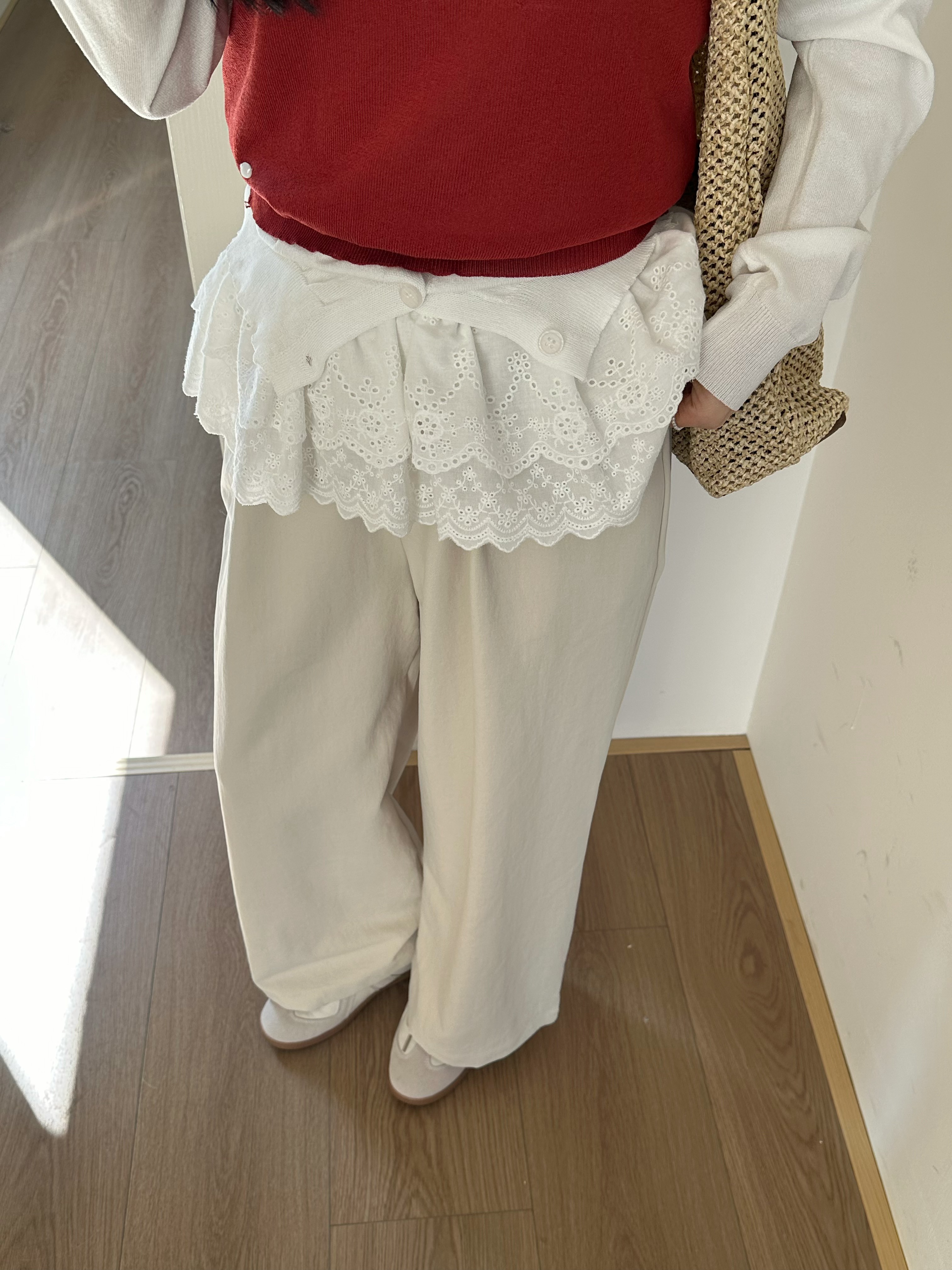 實拍～韓版寬鬆可愛屁簾花邊款鬆緊腰加絨休閒褲女