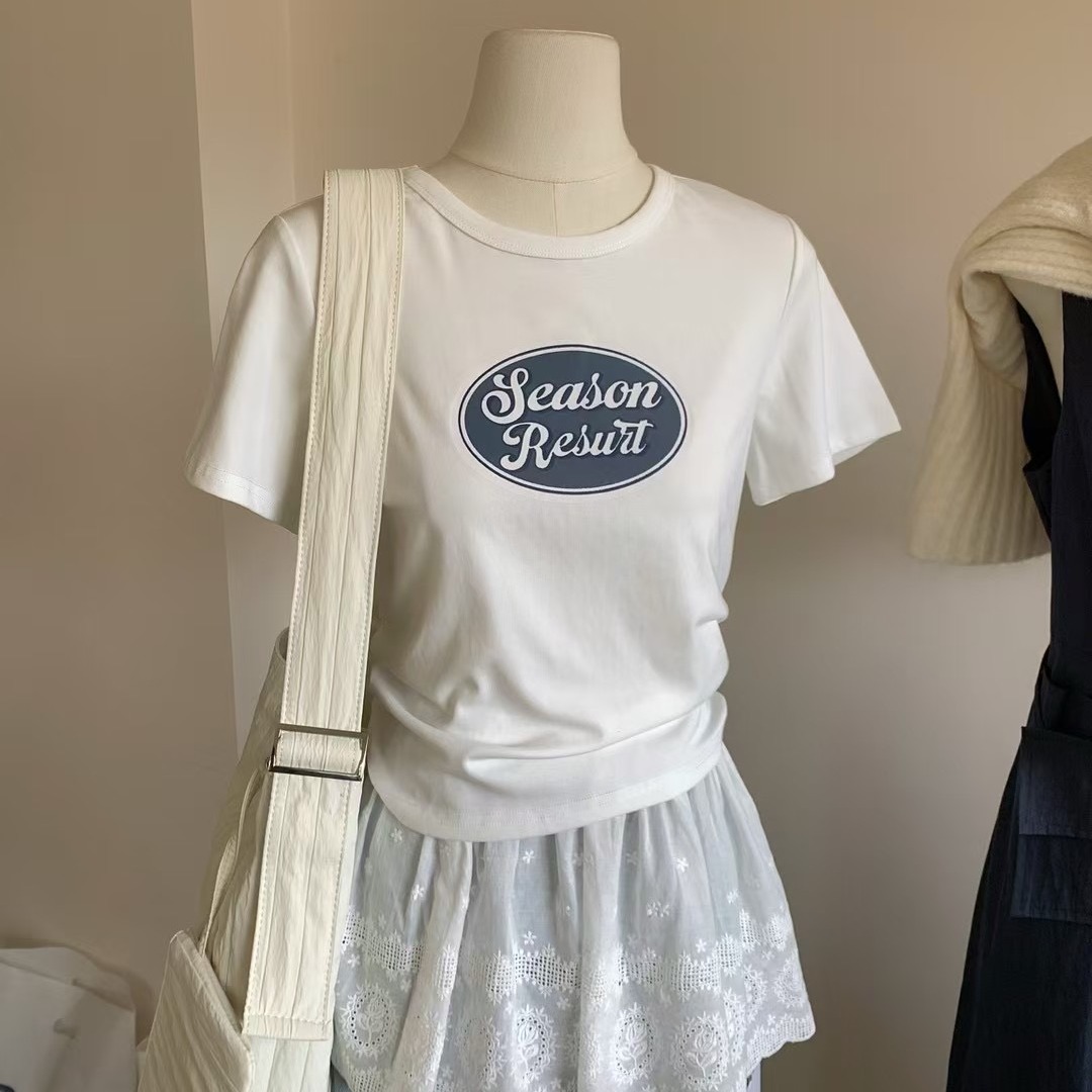實拍～圓領刺繡針織衫女早春新款韓系修身顯瘦氣質打底短袖