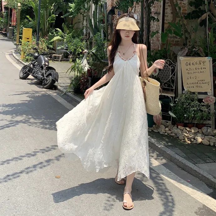 在逃公主裙洛月花神夏季新款純欲大露背掛脖吊帶連衣裙女綁帶長裙
