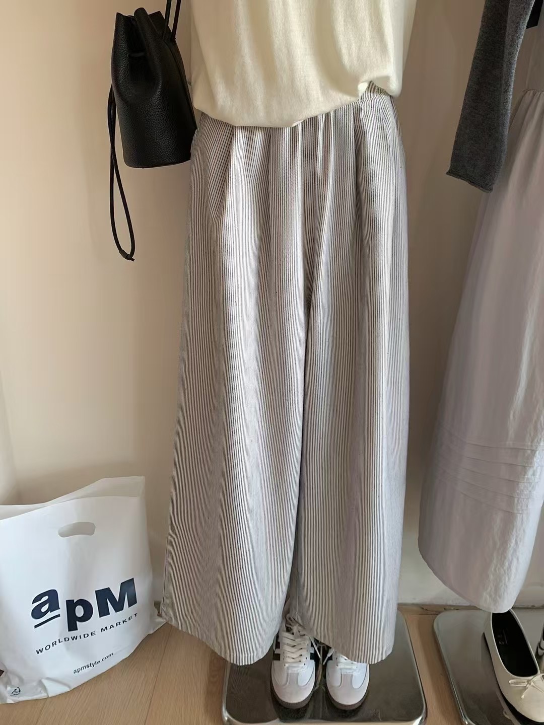 Real photo~ vertical striped wide-leg casual pants for women 2025 spring new elastic waist loose lazy walking pants