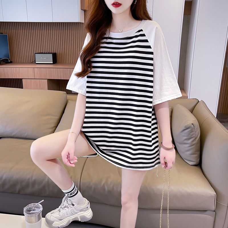Real shot of 2025 summer Korean version of cotton-resistant raglan sleeve color block stripe splicing large size short-sleeved T-shirt for women