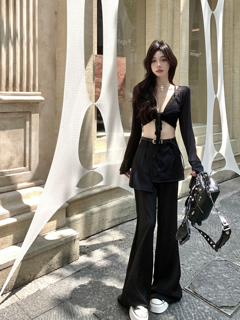 Real shot!  !  Fake two-piece high-belt belt belt micro-flare trousers design sense casual floor-moving trousers