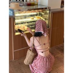 露背紅色格子吊帶連衣裙女夏季新款法式田園風修身收腰顯瘦長裙子