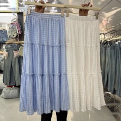 2025 Korean fashion retro black earrings spliced ​​plaid large hem skirt elastic waist mid-length skirt