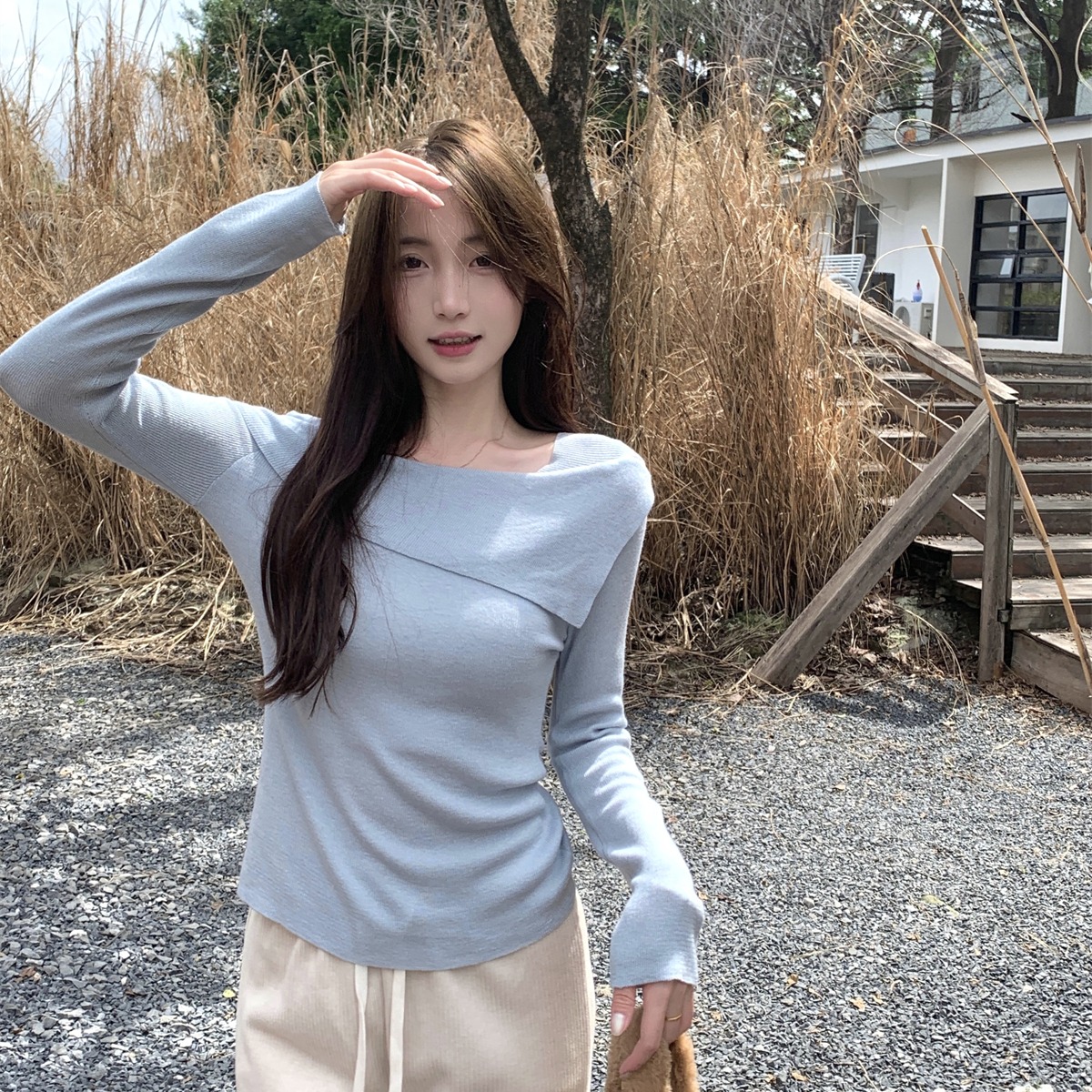 毛衣女秋冬今年流行漂亮高級感超好看條紋刺繡長袖針織衫
