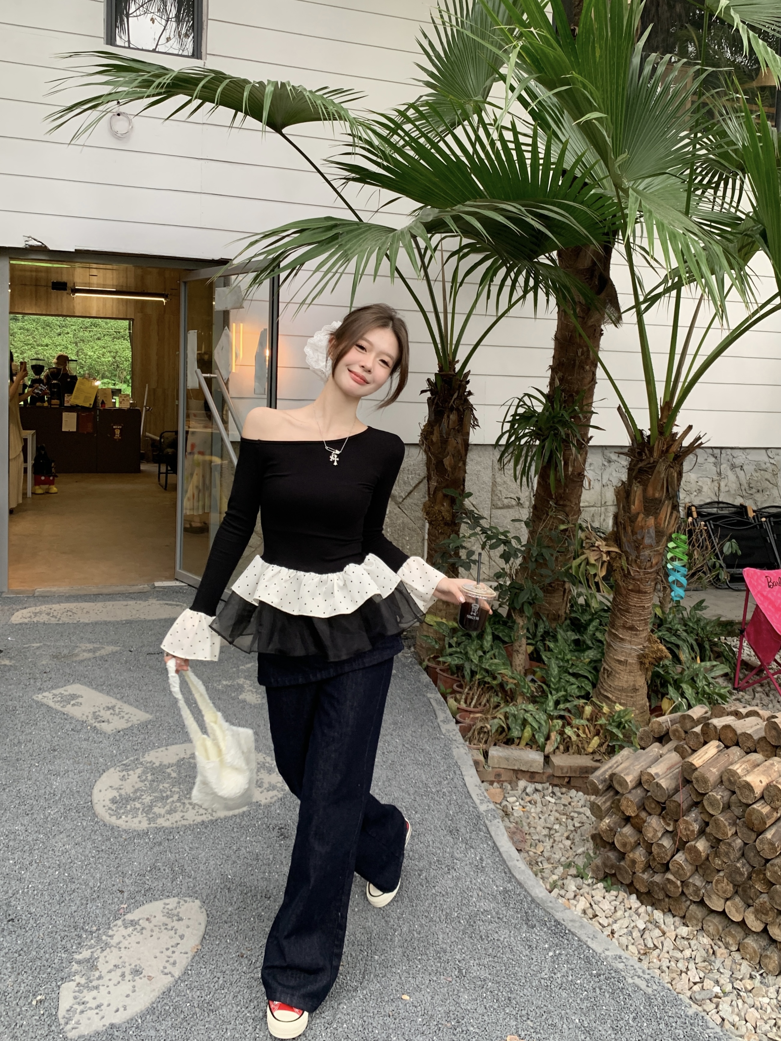 Real shot of new Korean style spliced ​​mesh polka dots off-shoulder long-sleeved top for women
