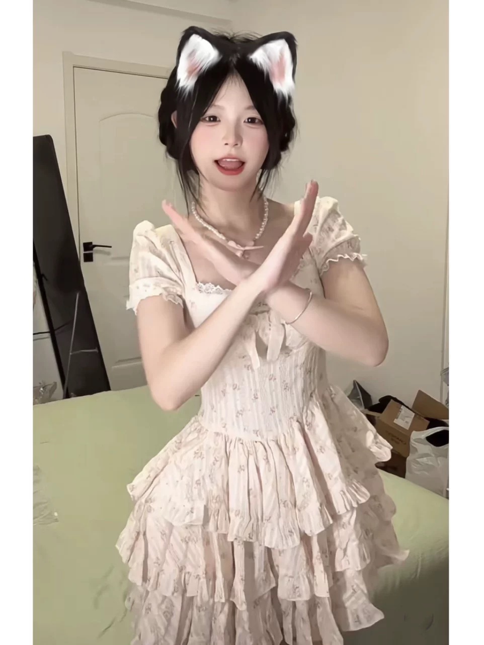 芭蕾風小個子碎花連衣裙女夏季高級感溫柔收腰小飛袖蓬蓬蛋糕裙子