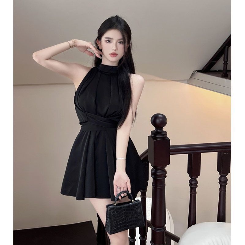 High-end sleeveless dress for women in summer French off-shoulder sexy celebrity temperament waist-tie short skirt