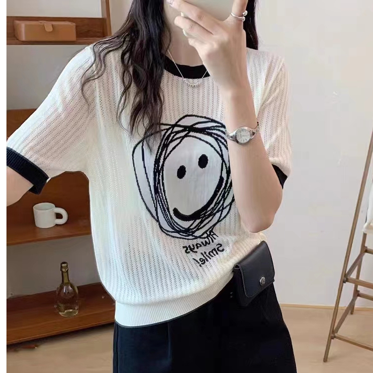 天貓質量創意卡通笑臉印花針織T恤女薄款顯瘦洋氣短袖上衣潮