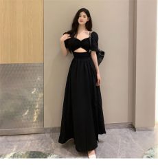 2025新款大碼胖mm法式赫本風連衣裙女裝設計感黑色短袖開叉長裙子