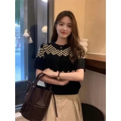 韓版新款針織短袖毛衣女春裝女設計感小眾高級感超好看上衣