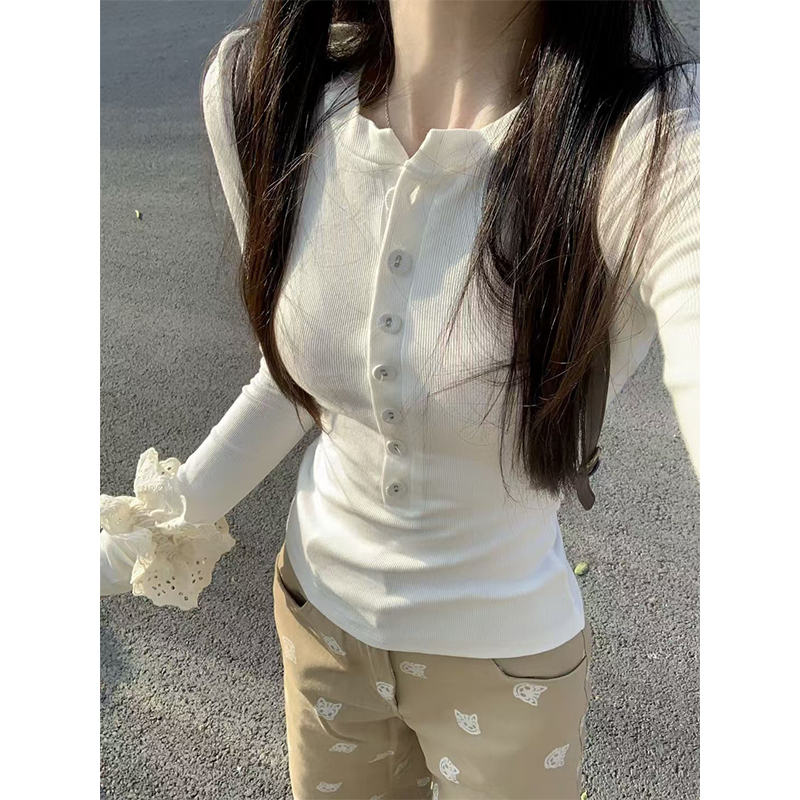 紐扣正肩白色打底衫女春秋新款內搭短款上衣修身顯瘦百搭小衫T恤