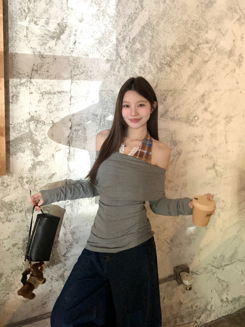 Real shot of new spring base shirt for women long-sleeved T-shoulder sexy hot girl top yellow plaid suspender two-piece set