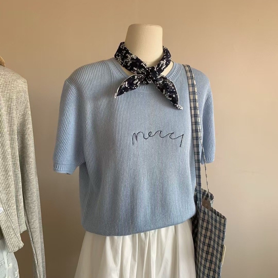 實拍～圓領刺繡針織衫女早春新款韓系修身顯瘦氣質打底短袖