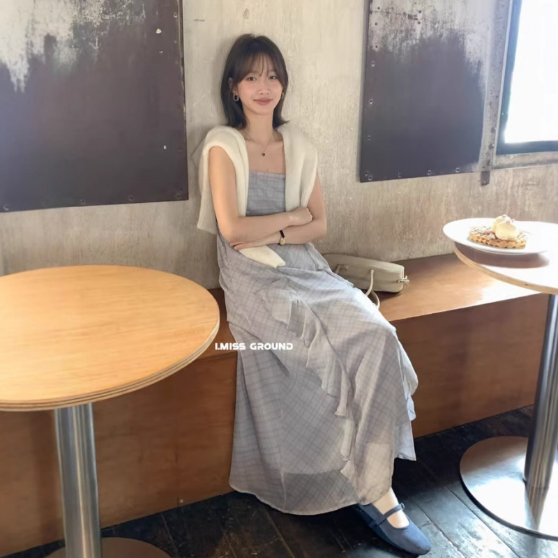氣質淑女波浪邊吊帶連衣裙女2025春夏新款溫柔風顯瘦長裙