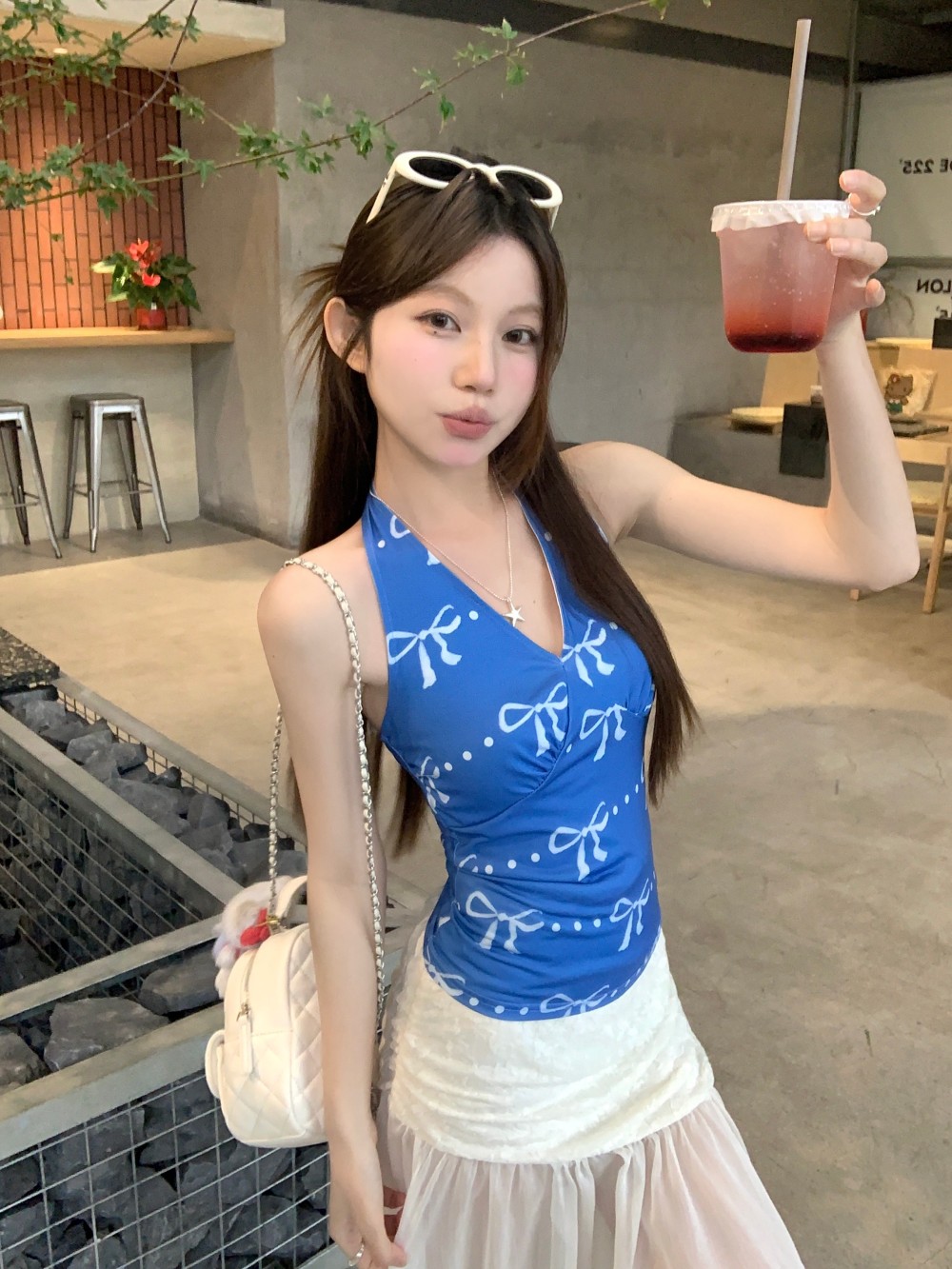 Real photo of blue bow printed suspender vest women's new design top + irregular mesh skirt