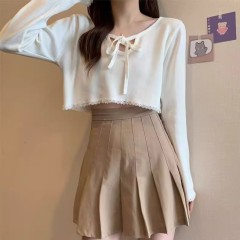 Spring and Autumn 2025 new V-neck strap niche design short top for women white navel long-sleeved knitted sweater
