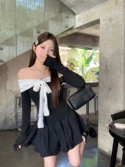 Real shot French one-length neck ballet style black long-sleeved bow T-shirt women's early spring sweet and spicy top