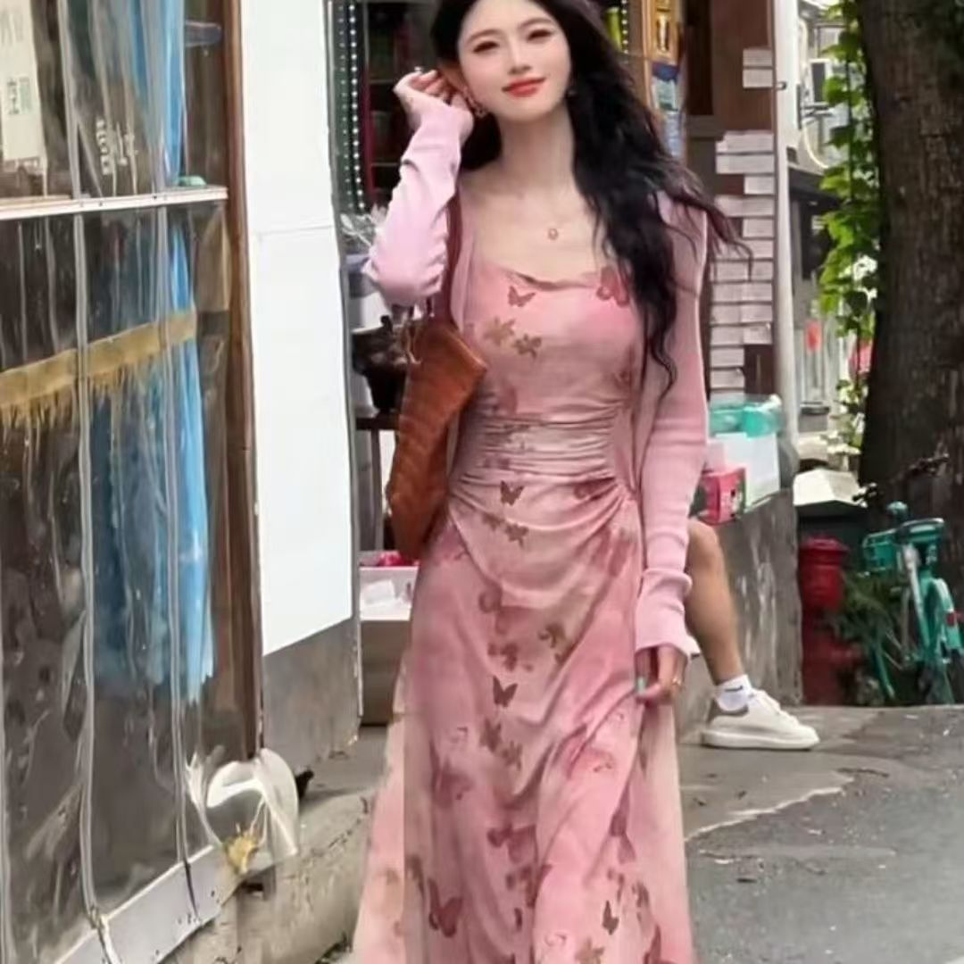 碎花吊帶連衣裙女2025早春新款法式氣質高級感收腰顯瘦開衫兩件套