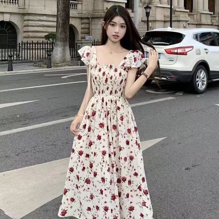 Super Xiansen dress, new summer small flying sleeves, sweet temperament and gentle style French floral midi skirt