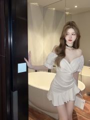 新款泡泡連衣裙2025性感低胸收腰氣質魚尾包臀裙荷葉褶皺遮肚顯女