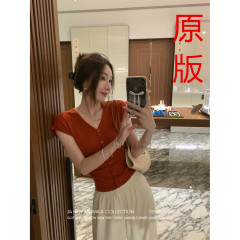 Xiaoyi Customized clavicle knitted T-shirt·2025 new base shirt cardigan short short-sleeved top for women summer clothing