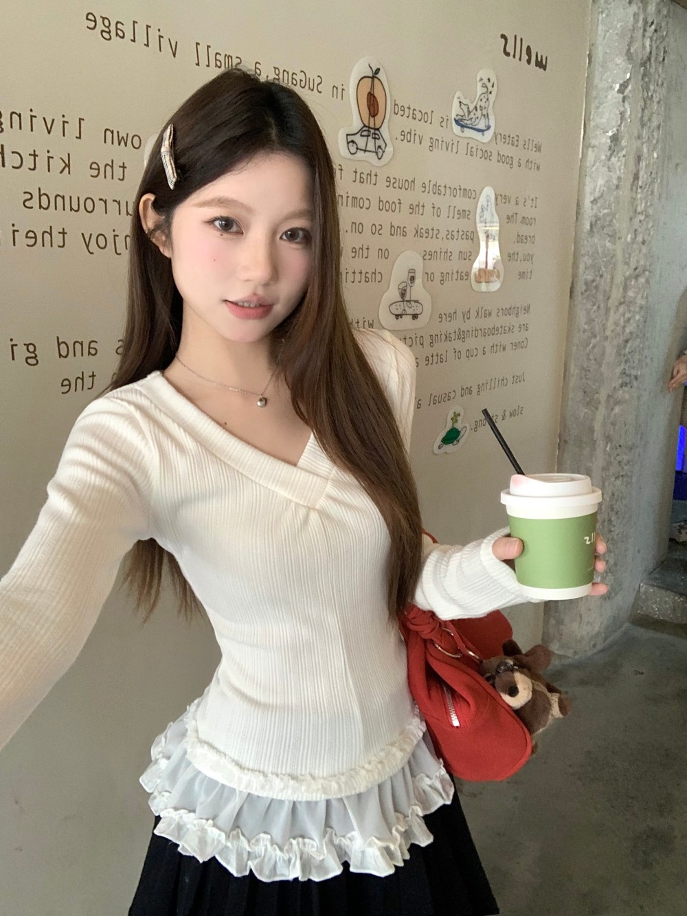 Real photo of white inner bottom shirt for women, spring fashionable high-end T-shirt long-sleeved top for women