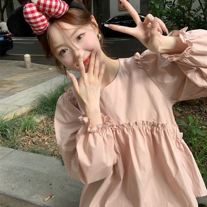 Design niche wood earrings round neck puff sleeve shirt for women in autumn small short doll shirt shirt top
