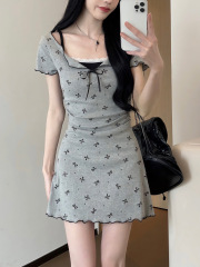 蝴蝶結假兩件波點短袖連衣裙女夏甜辣妹吊帶包臀裙小個子灰色裙子