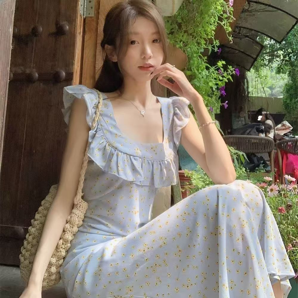法式復古碎花裙連衣裙女夏季氣質修身荷葉邊海邊度假包臀裙長裙子