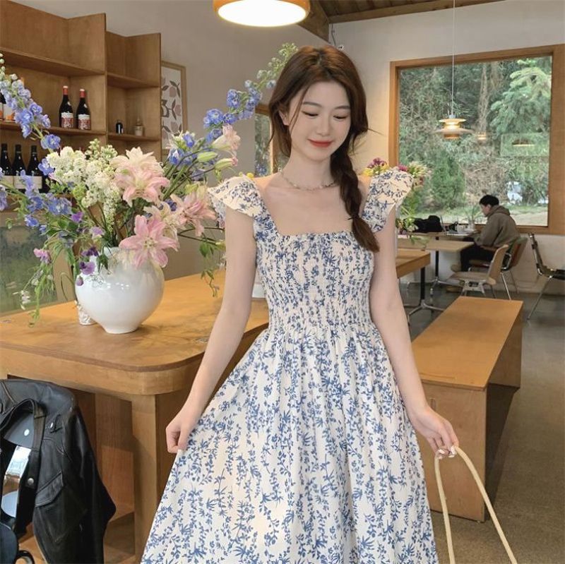 高級感百搭吊帶連衣裙女春夏美式修身顯瘦A字裙設計感收腰碎花裙