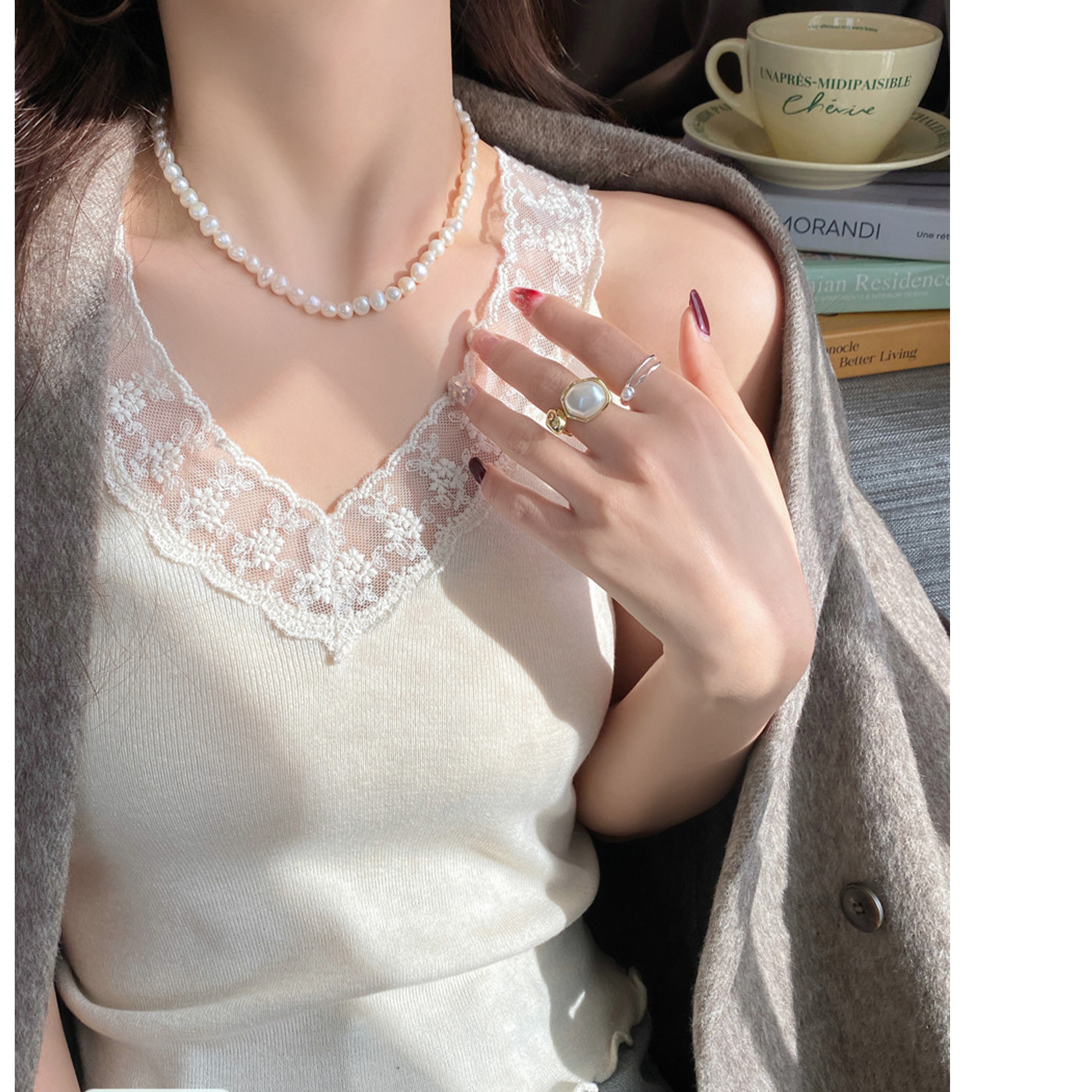 Lace knitted vest women's clothing with 2025 spring and summer new high-end slinging base underwear sleeveless top