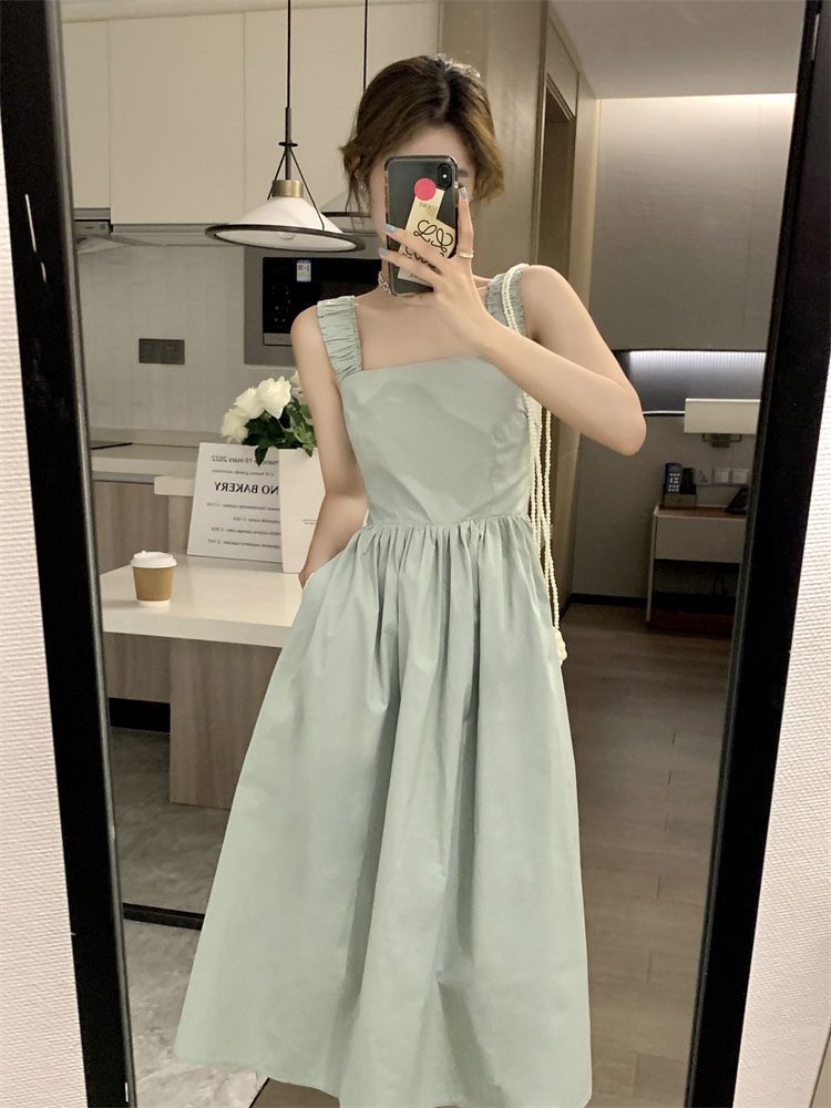 元氣少女連衣裙女夏季新款中長款收腰顯瘦外穿氣質初戀吊帶裙