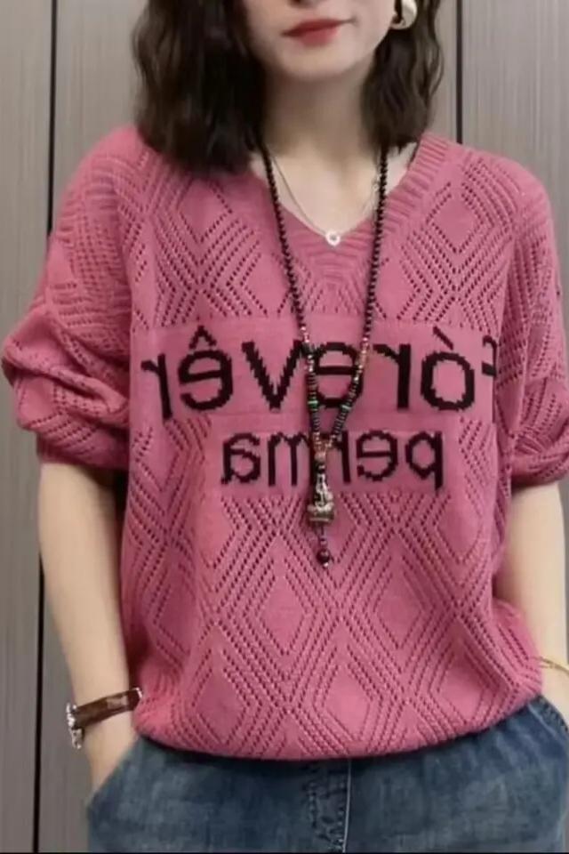 新款女士休閒時尚V領鏤空針織毛衣上衣春秋薄款年輕百搭遮肉